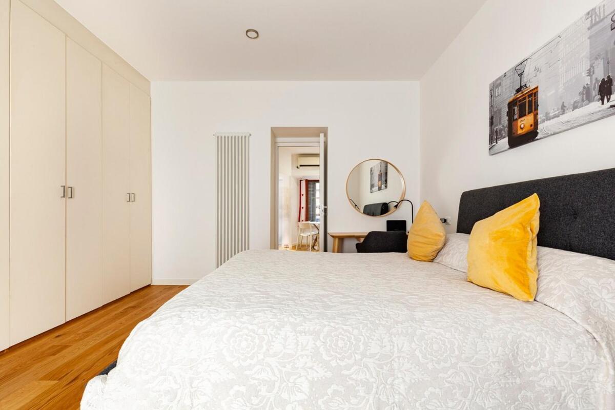 Splendido Bilocale In Vecchia Milano Apartment Exterior foto