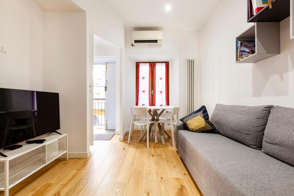 Splendido Bilocale In Vecchia Milano Apartment Exterior foto